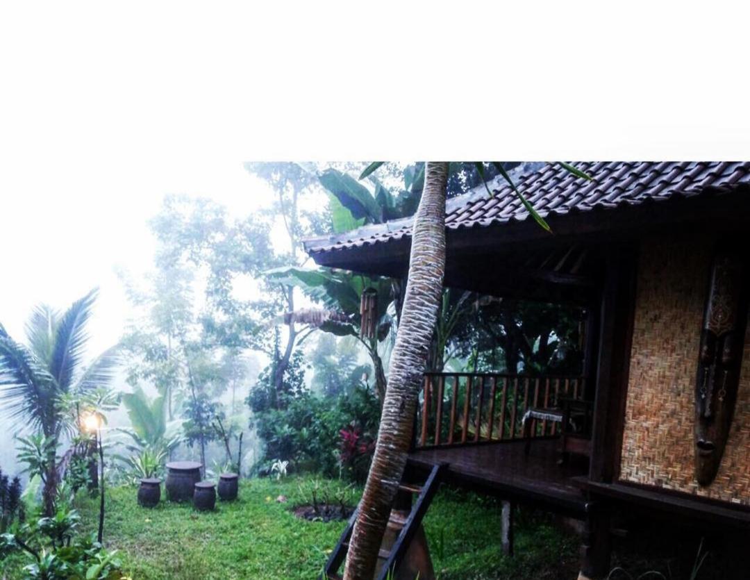 Sky Garden Lombok Apartment Тетебату Екстериор снимка