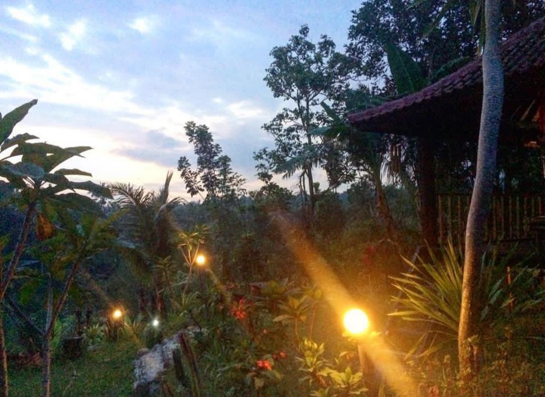 Sky Garden Lombok Apartment Тетебату Екстериор снимка